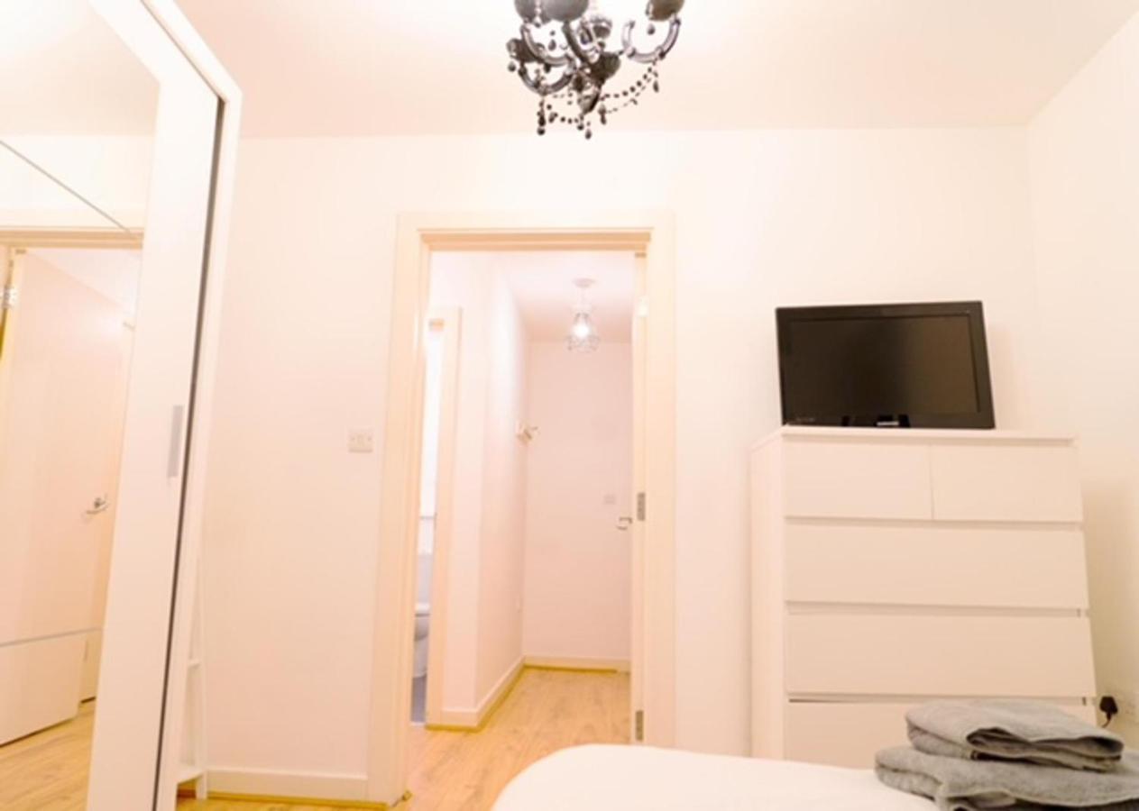 1 Bed - Sleeps 2 - 7 Min Walk To Hackney Station Apartment London Exterior photo